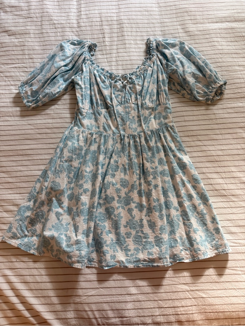 Sabo Skirt Blue Floral Puff-Sleeve Mini Dress
